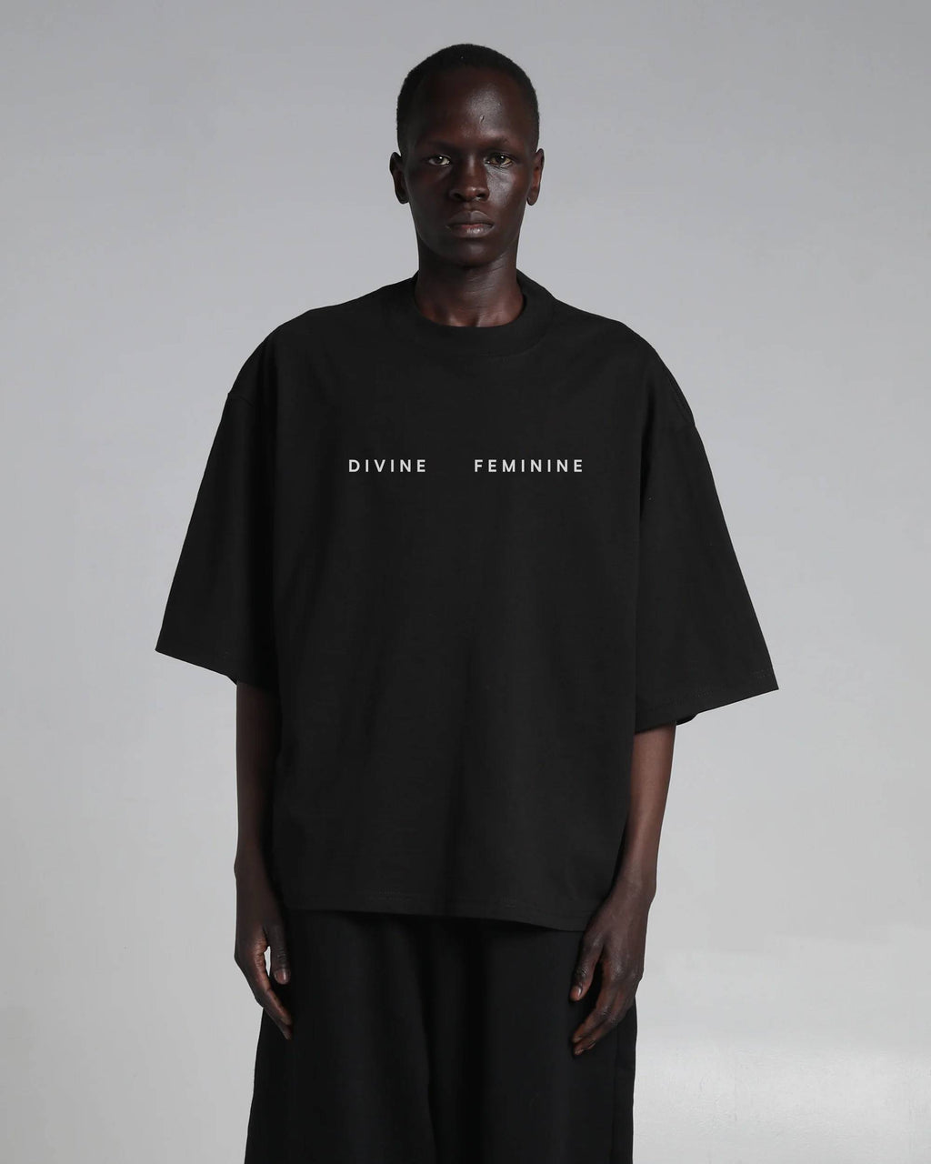 "DIVINE FEMININE" UNISEX BOX TEE
